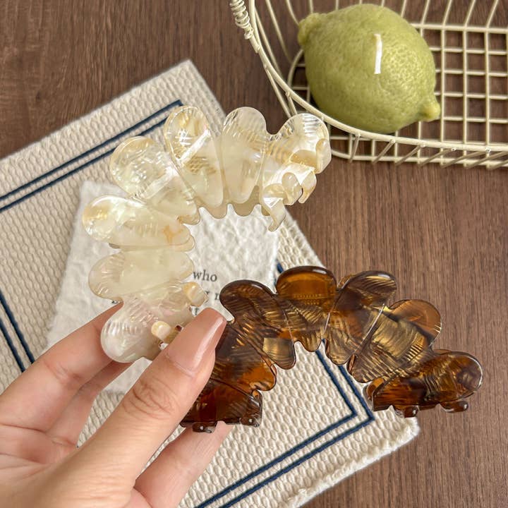 Dipped Shop - Wholesale Hair Clip - Women's - Elegant Geometric Acetate Hair Claw Clips DP25F9838