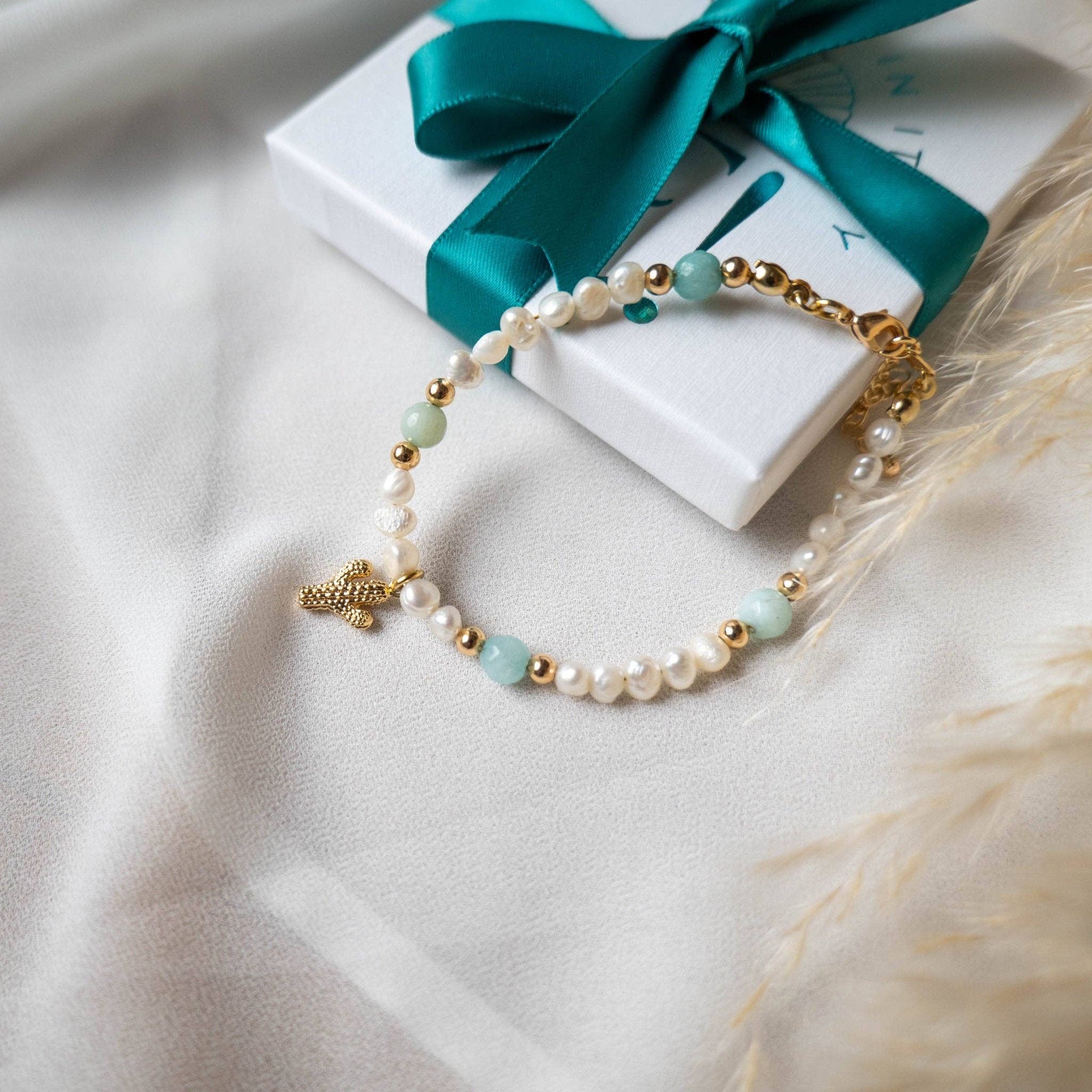 OE! – wholesale Beaded bracelet – ACQUAMARINA - Braccialetto cactus con perle e acquamarina5