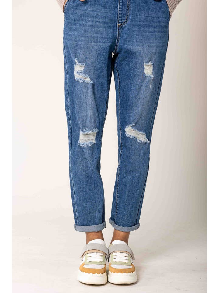 Nina Carter - Wholesale Overalls - Women's - Destroy denim overalls in wide stretch boyfriend jeans S53516