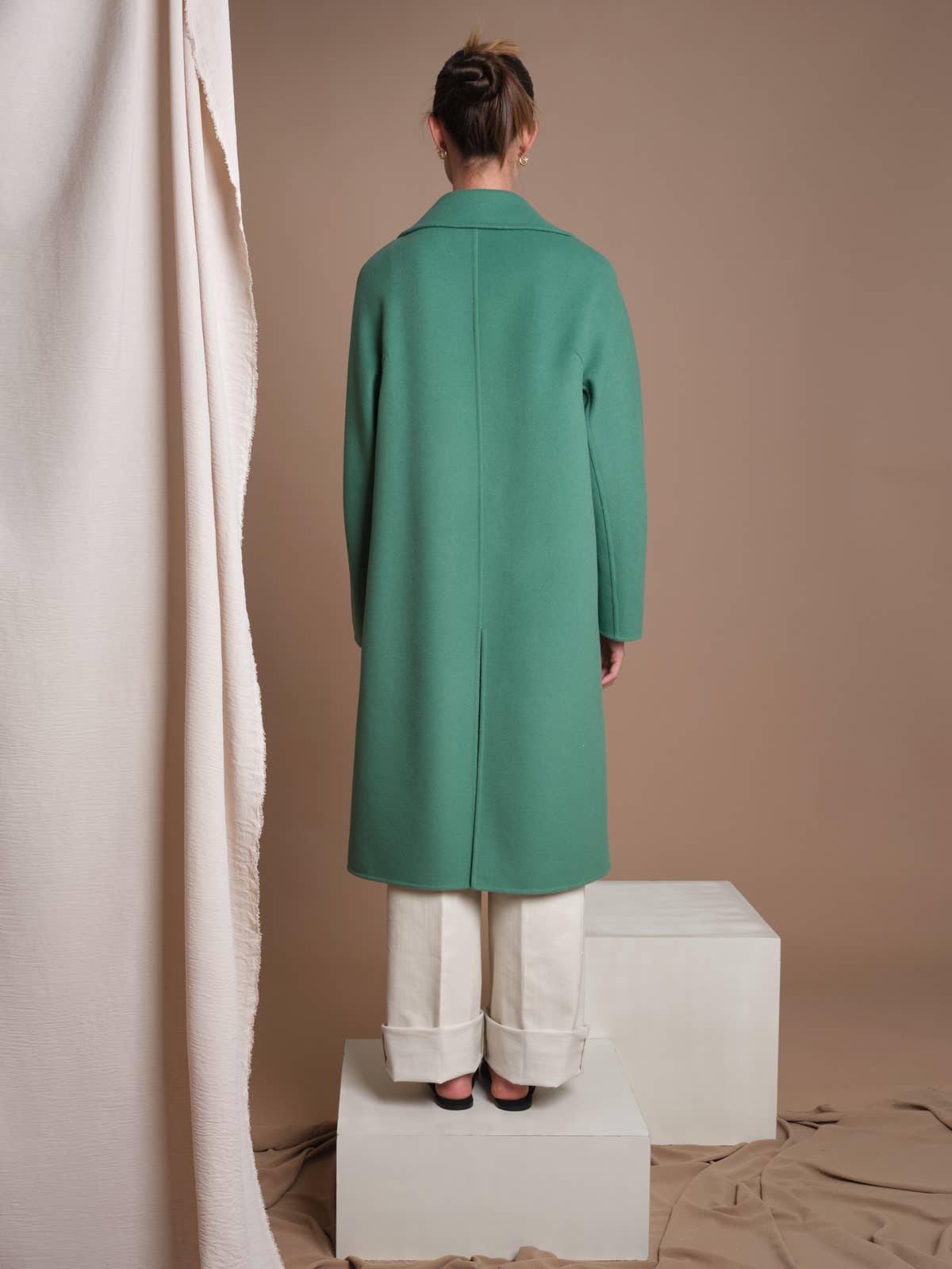 Manuela Conti - Wholesale Coat - Women's - Double coat3