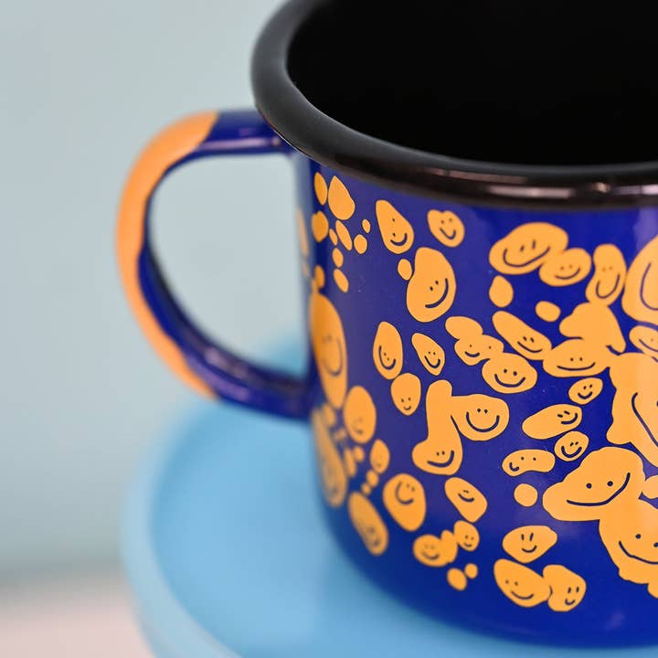 Natali Koromoto - Vente Tasse à café - Mug en émail « Speckled Smileys »1