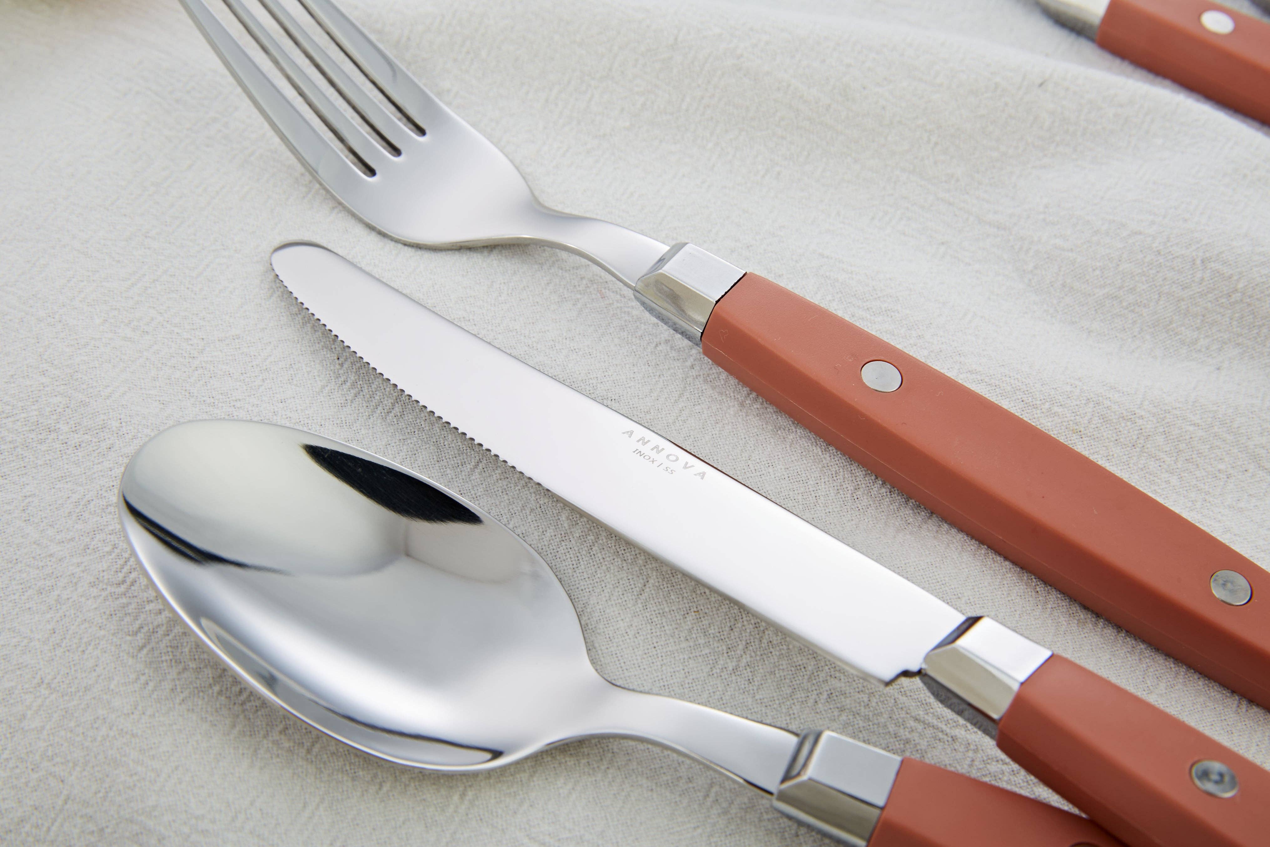 ANNOVA - Venta al por mayor Conjunto de cubiertos - Juego de Cubiertos Retro ANNOVA de 20 Piezas6