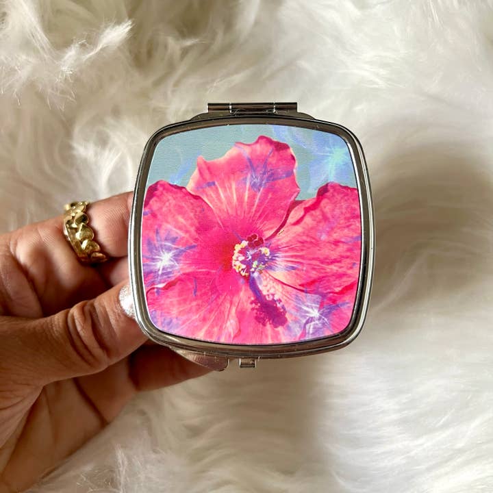 Espejo vintage Glitz Hibiscus para venta al por mayor de Aubrey Emi Designs