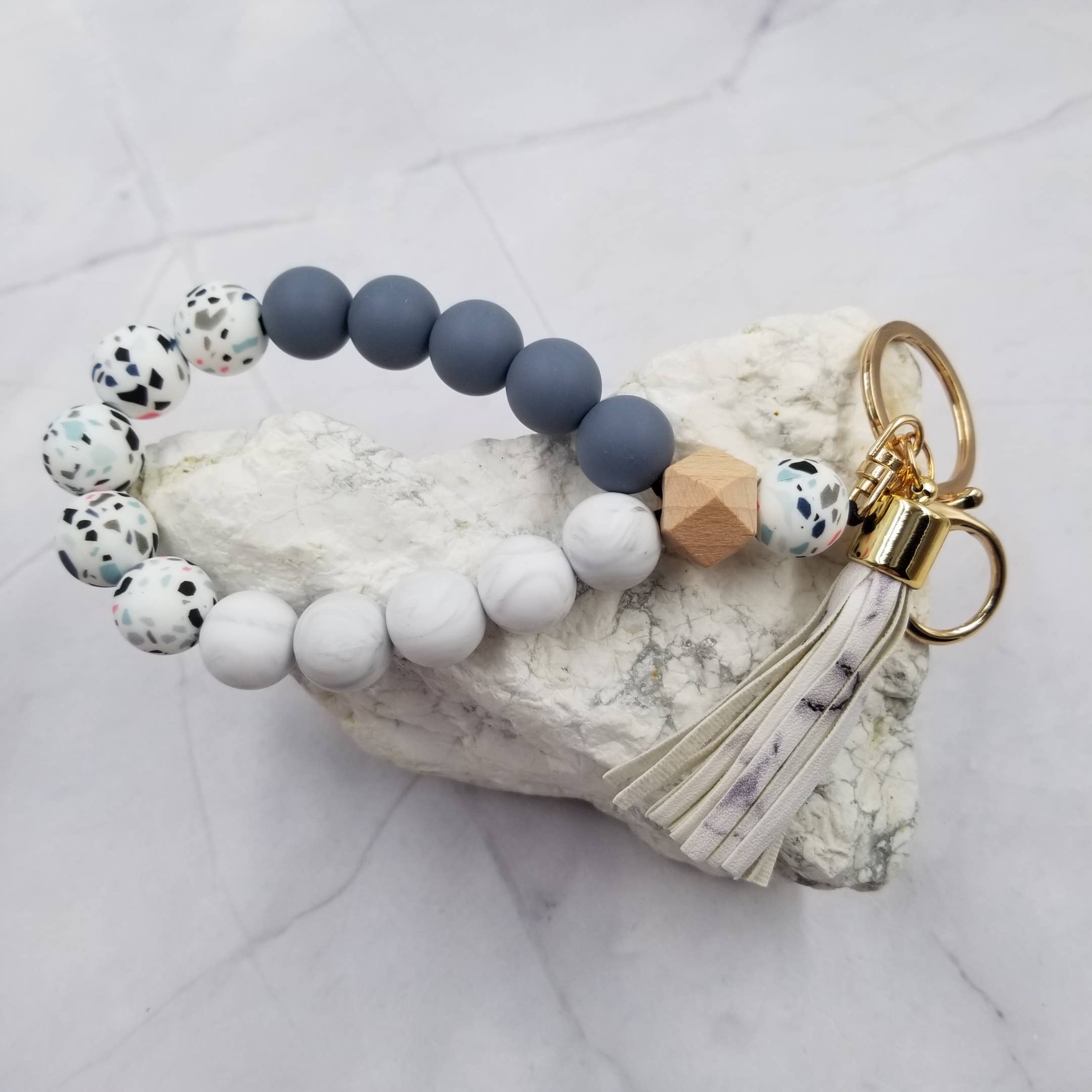 The Pretty Jewellery - Wholesale Keychain Bracelet - Tie Dye Silicone Bead Bangle Keychain Handmade0