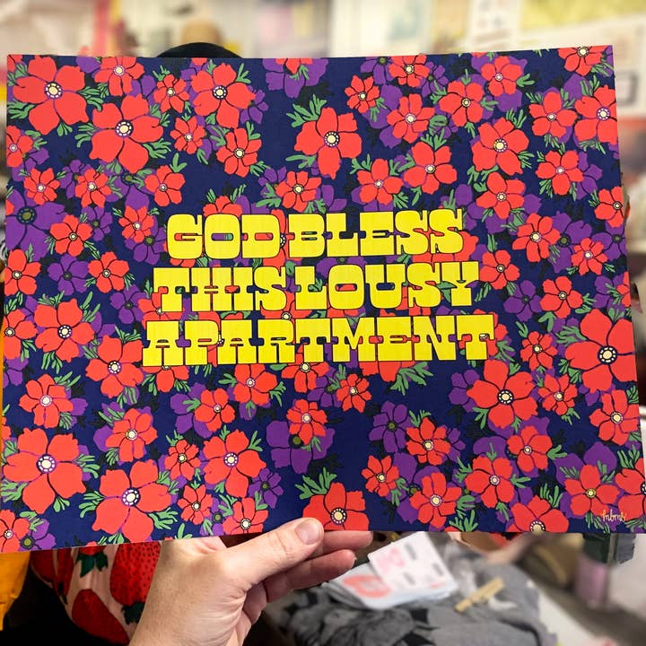 MBMB – Engroshandel Kunsttryk – Gud velsigne denne elendige lejlighed - 11 x 14 print1