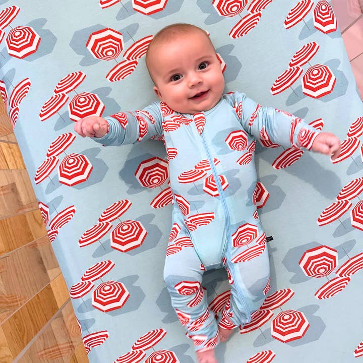 Amalfikust Strandparasol Rood en Blauw Ledikantlaken voor wholesale door Basically Soho