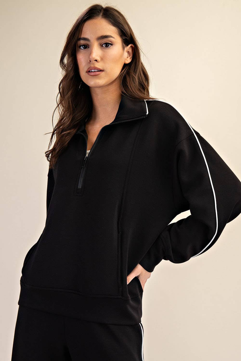 Rae Mode - Vendita all'ingrosso Felpa - Donna - PULLOVER CON ZIP A QUARTO E TUBAZIONI SCUBA MODALE17