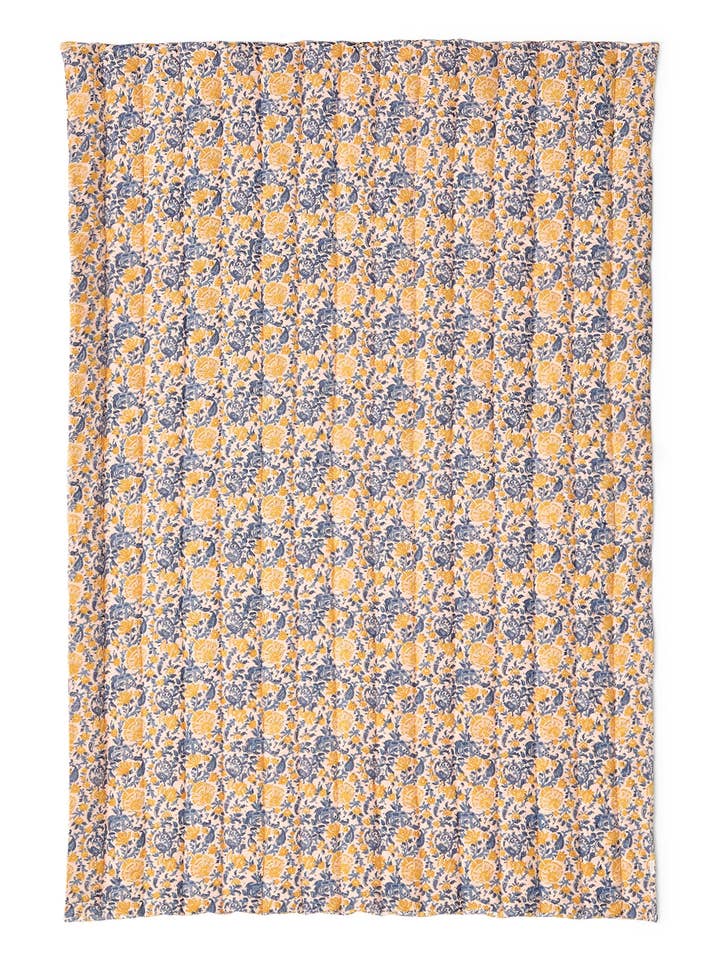 Wendbare Bettdecke Shanaya aus Seide für den Großhandel von Daughters of Gaea Ltd