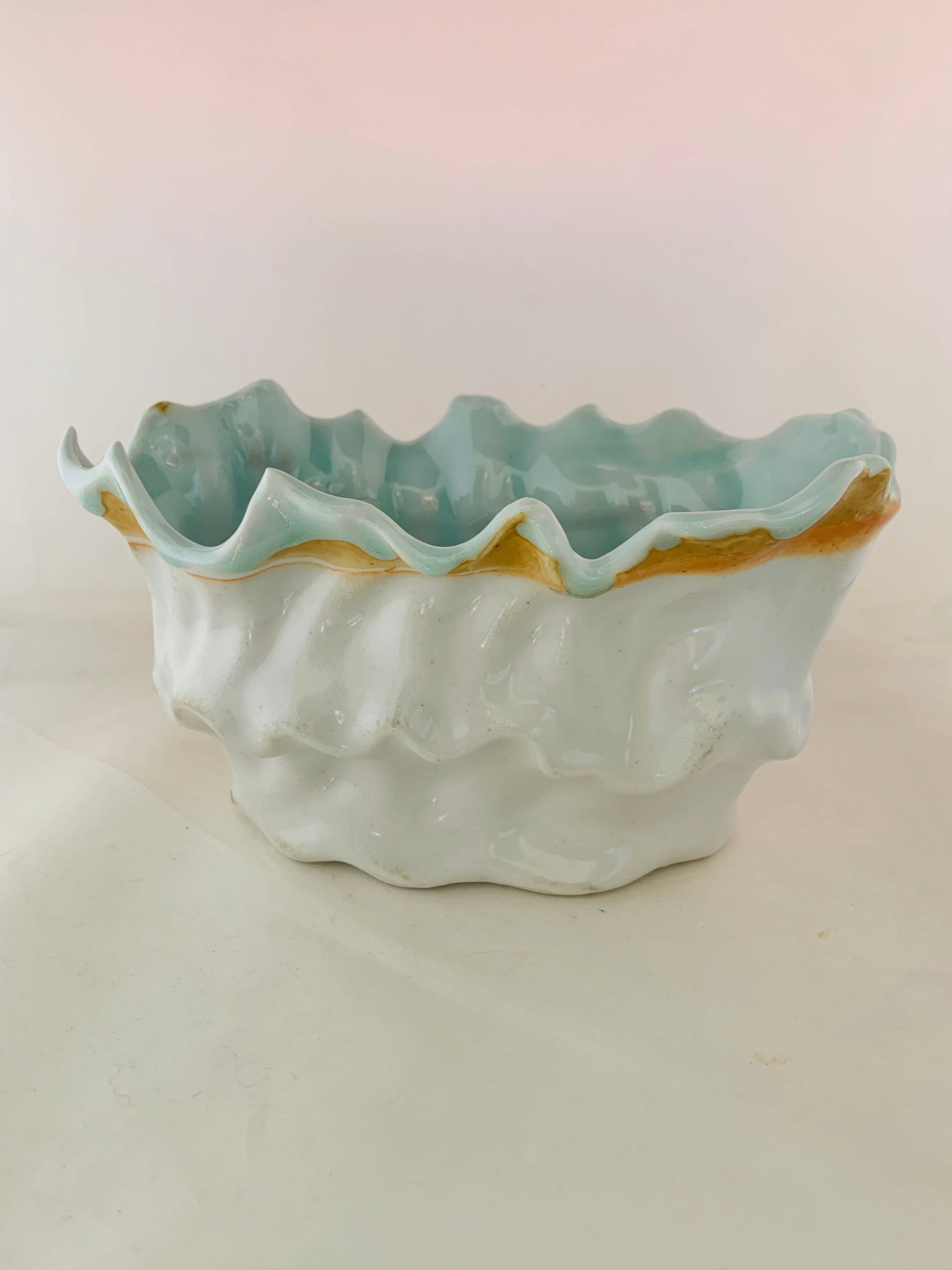 Mikkusu Art and Decor - Wholesale Plant Pot - Ruffles Planter3