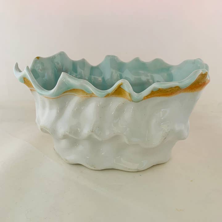 Mikkusu Art and Decor - Wholesale Plant Pot - Ruffles Planter3