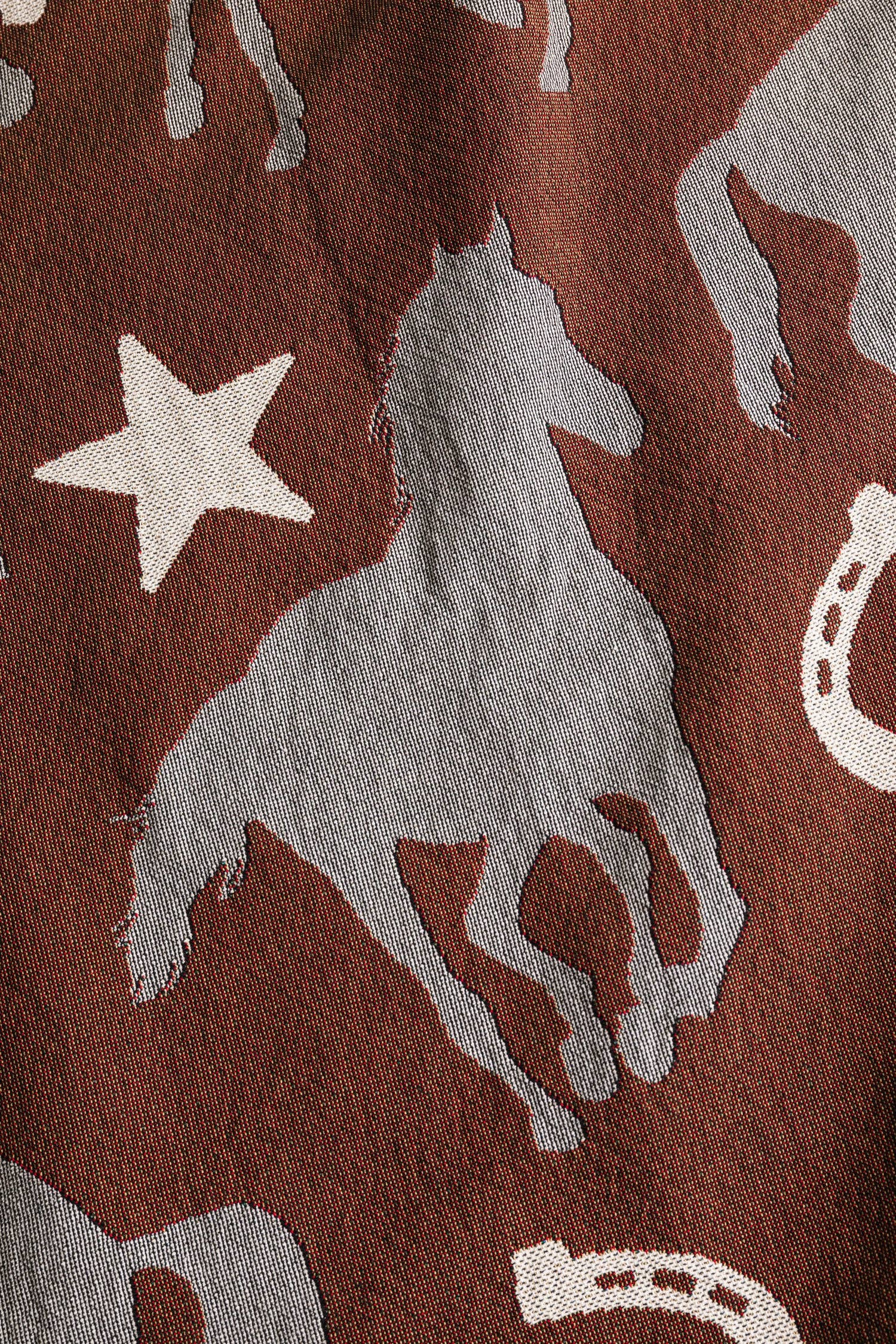Good Merchant Co - Wholesale Throw Blanket - Wild Horse Western Throw Blanket - Brown2