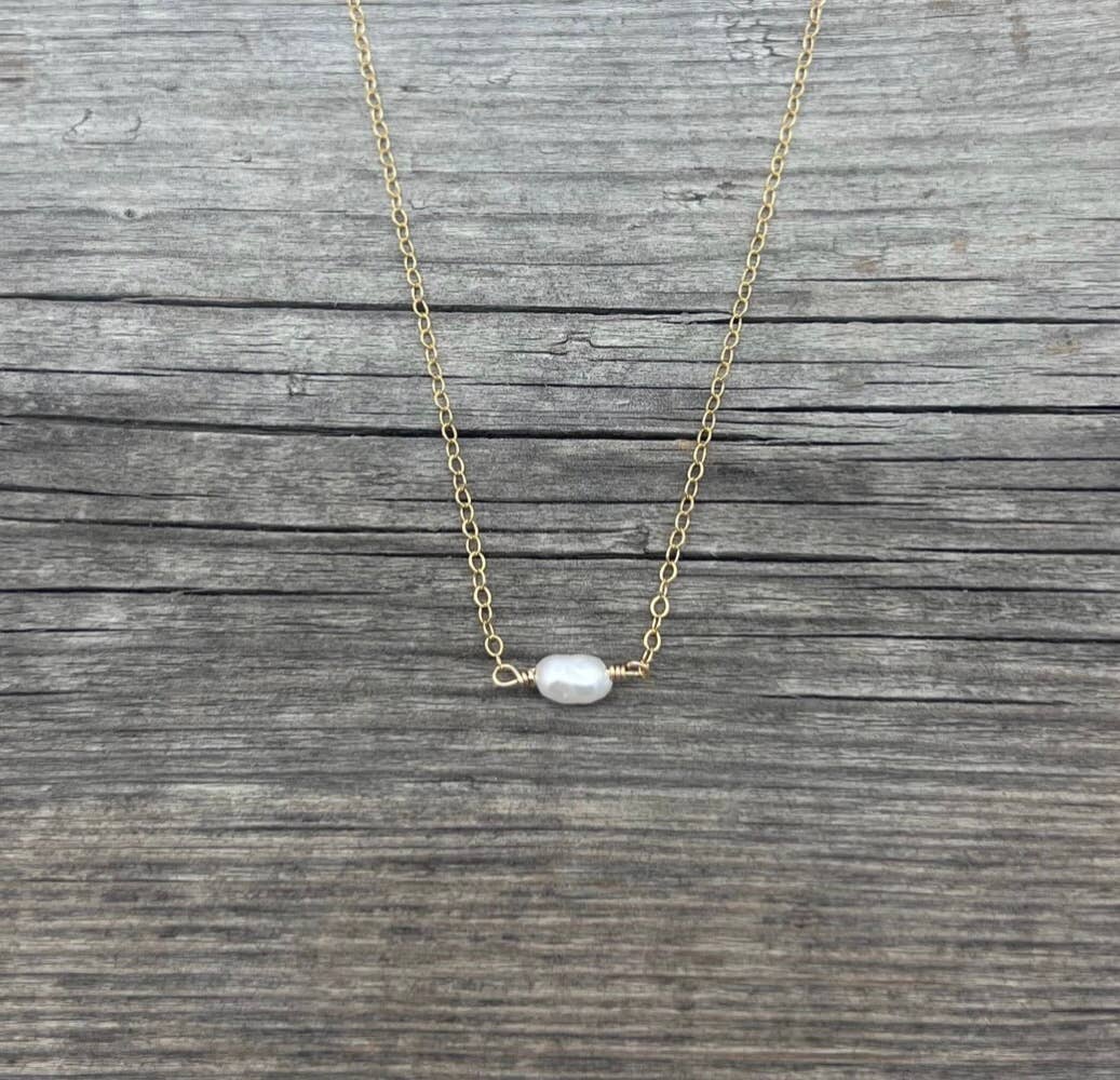 mercer & jayne – wholesale Pendant/charm necklace – Rice Pearl Necklace 0