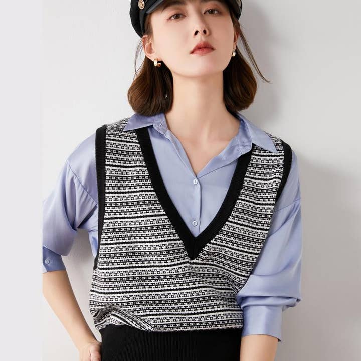 ePretty – wholesale Sleeveless sweatshirts – Women′s – EP-SW2147 Fair Isle Knit V-Neck Sweater Vest