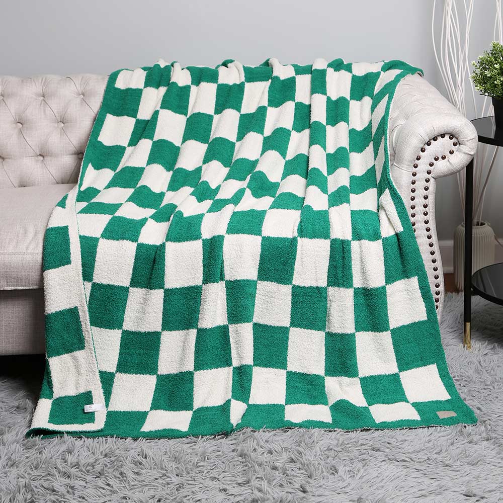 Sensibling Corp. – wholesale Throw blanket – Reversible Checkerboard Patterned Throw Blanket
16