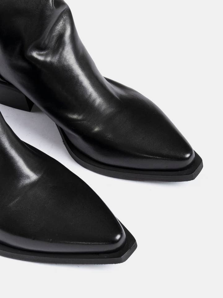 METISSE - Wholesale Booties - Women's - Black calfskin Texan ankle boots DX22154