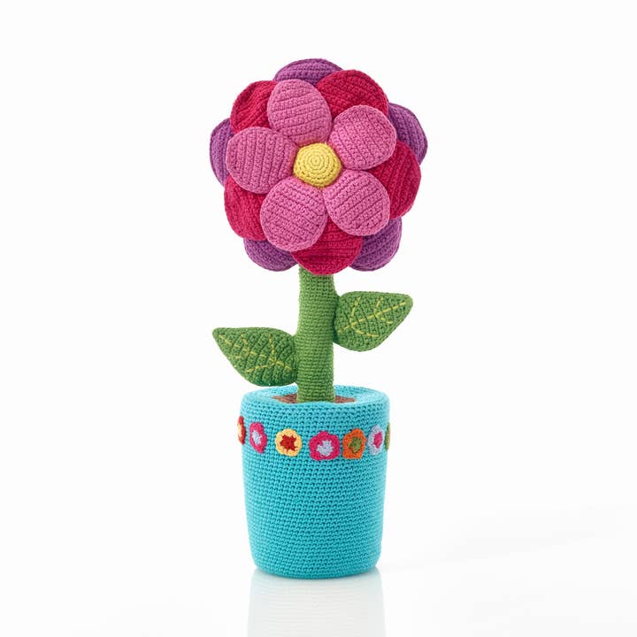 Décoration géante fleur au crochet pour la vente par Storytelling Products by Mark Hachmann Consulthink UG