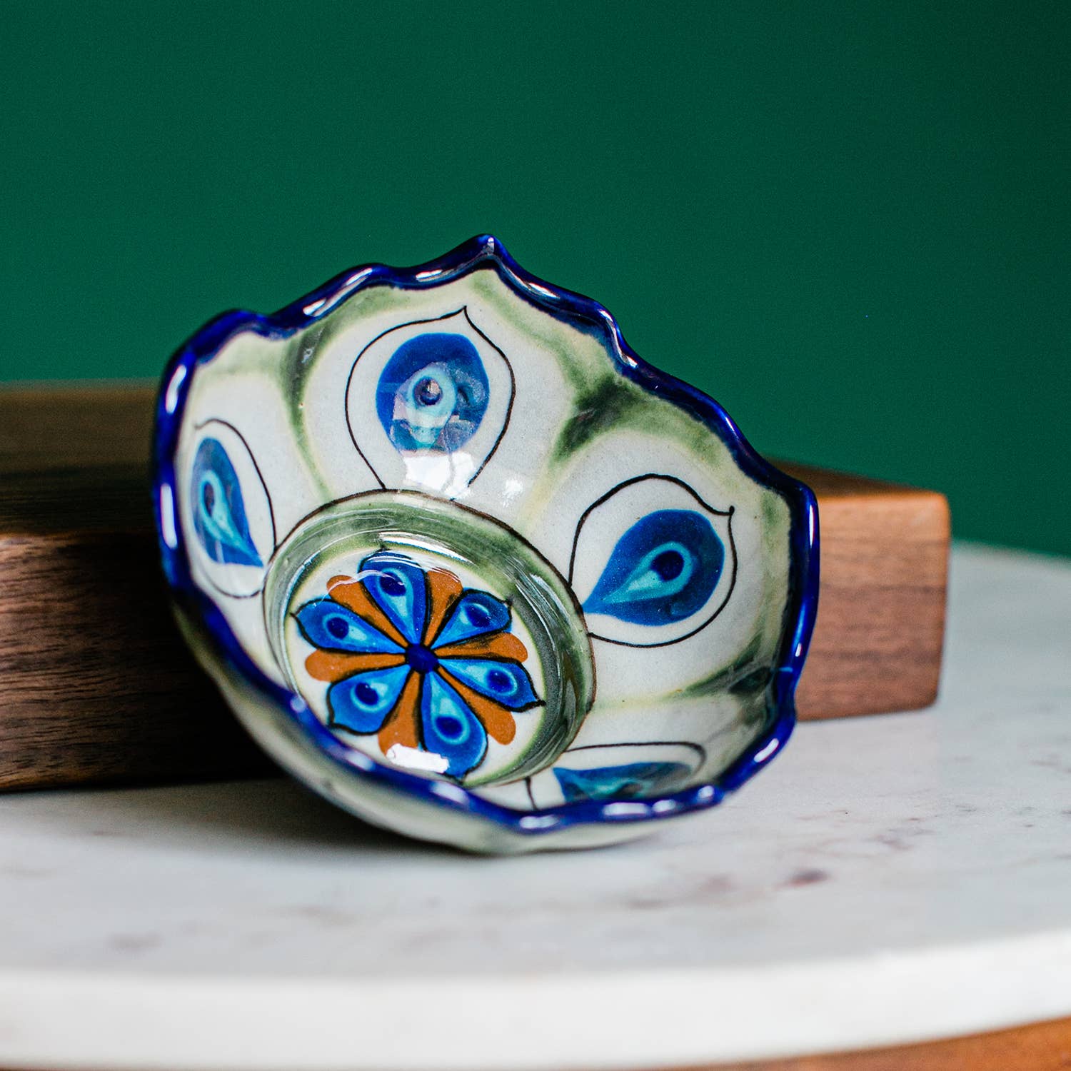 Lucia's Imports - Wholesale Decorative Plate/Dish/Bowl - Lotus Bowl Small Verde