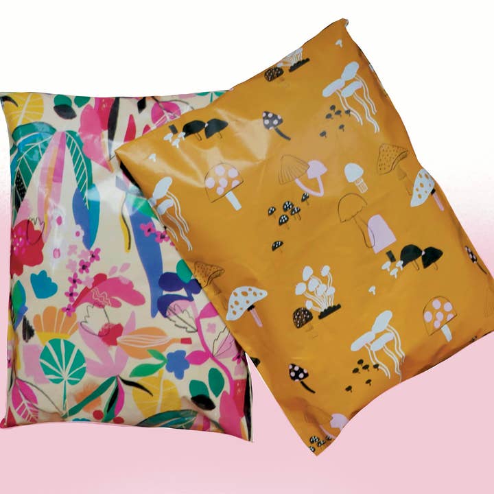 Sky + Summer - Wholesale Envelopes - 10 x 13 Jungle Floral Polymailer Bag Small Shop packaging3