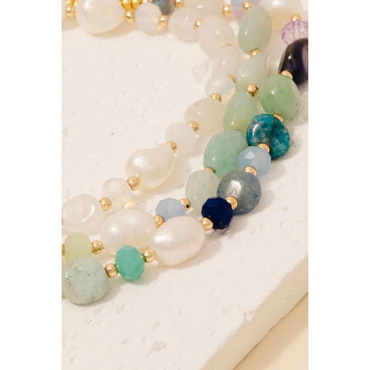 The Looks by Fame Accessories - Wholesale Pendant/Charm Necklace - Pearl And Glass Beaded Necklace