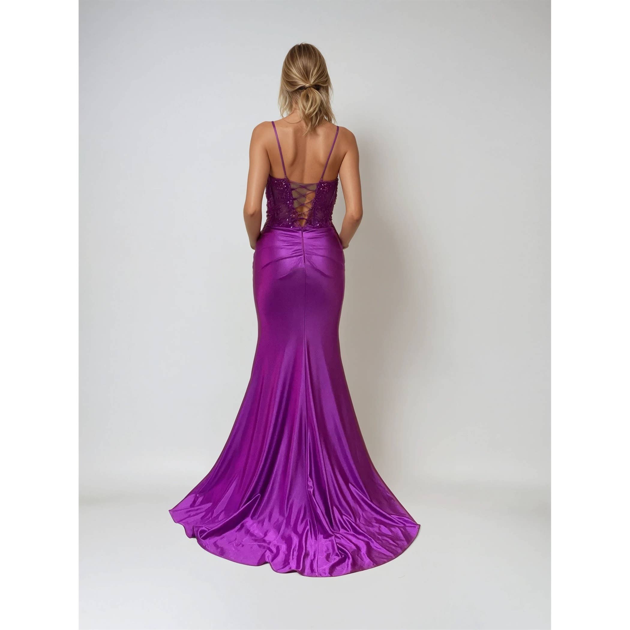 Juliet - Wholesale Dress - Women's - JT2531K EVENING GOWN THAT S SURE TO MAKE A STATEMENT  THE BO1