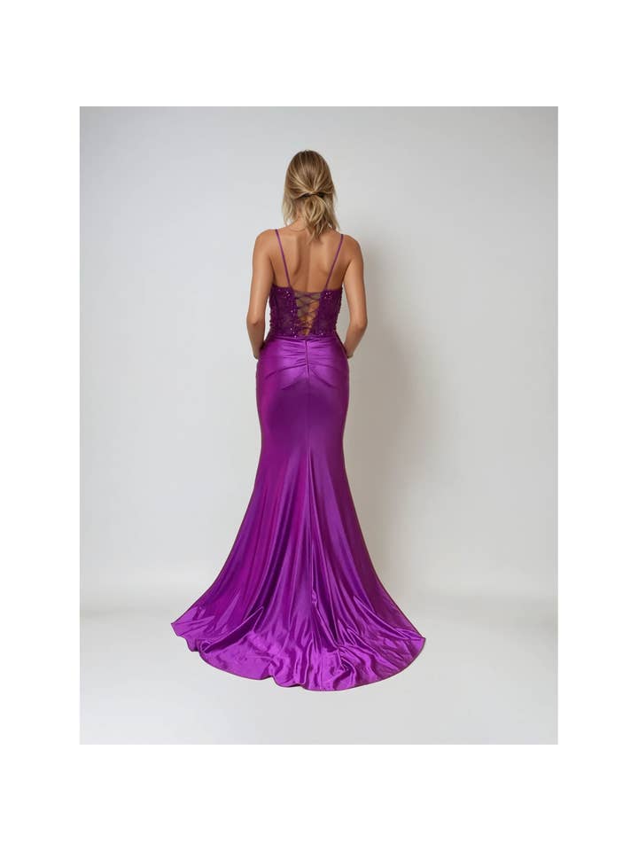 Juliet – wholesale Dress – Women's – JT2531K EVENING GOWN THAT S SURE TO MAKE A STATEMENT THE BO1
