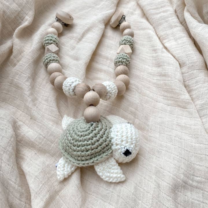 Cadena para cochecito tortuga de algodón orgánico "Eucalipto Henry" para venta al por mayor de Kiki&Ola