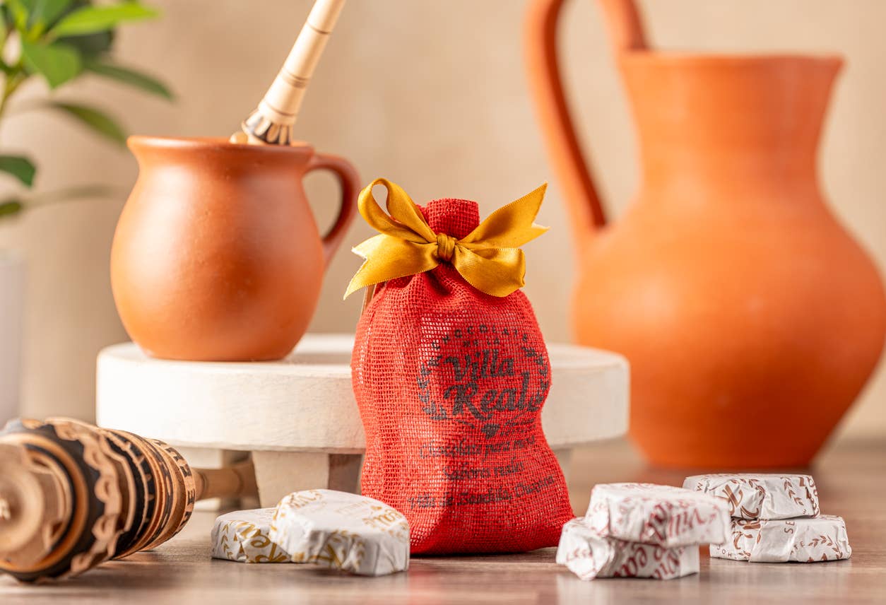 Verve Culture - Wholesale Hot cocoa mix/kit - Villa Real Mexican Hot Chocolate Variety Gift Set4