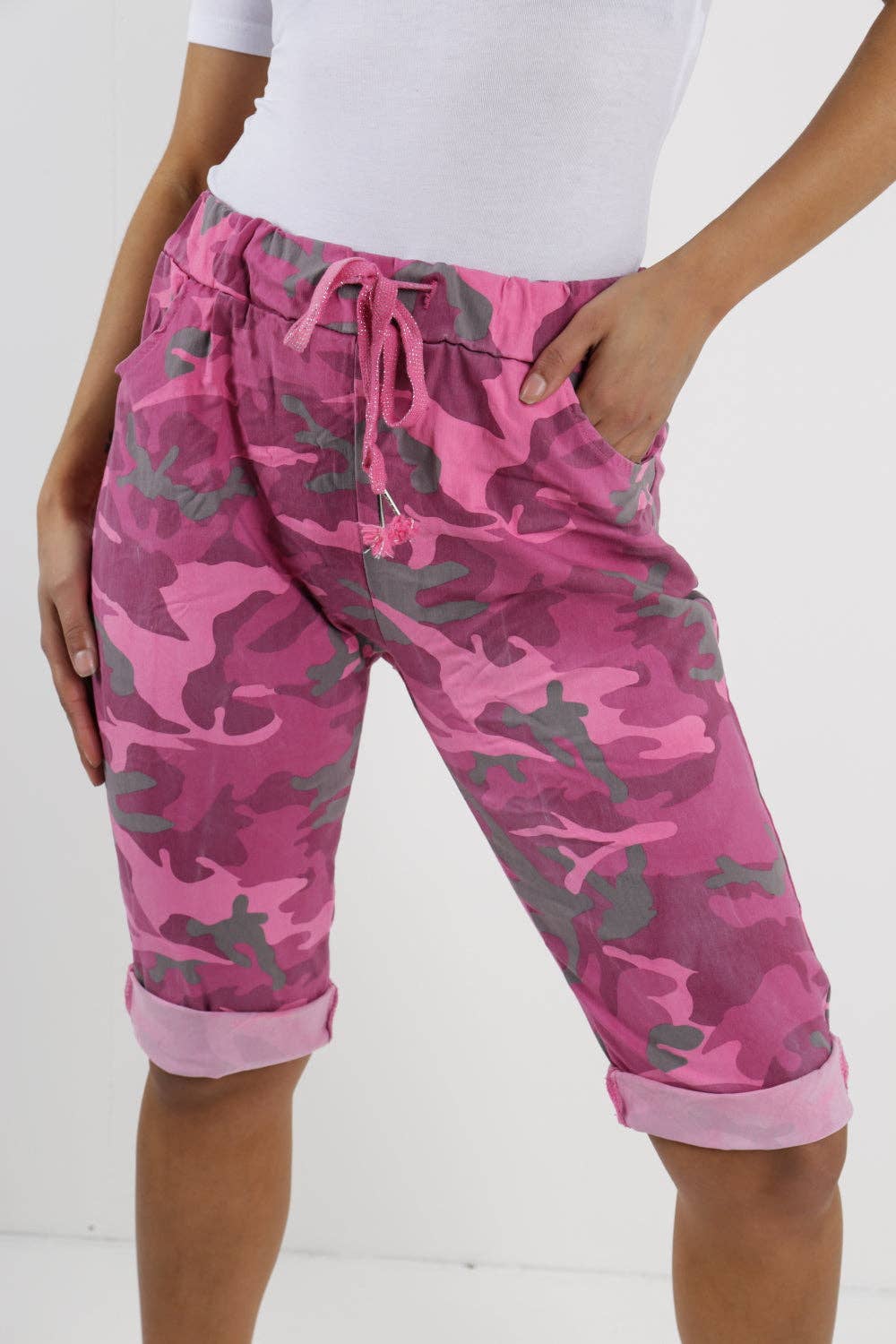 Miss Bold – wholesale Shorts – Women’s – Italian Camouflage Magic Chino Shorts25