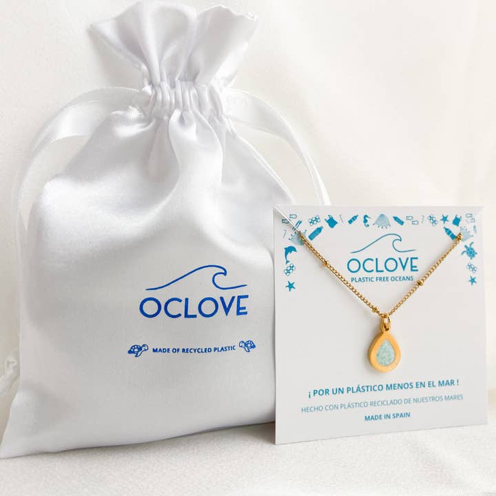 OCLOVE - Vente Colliers à pendentif - Pendentif Gota - fabriqué avec du plastique recyclé provenant de la mer