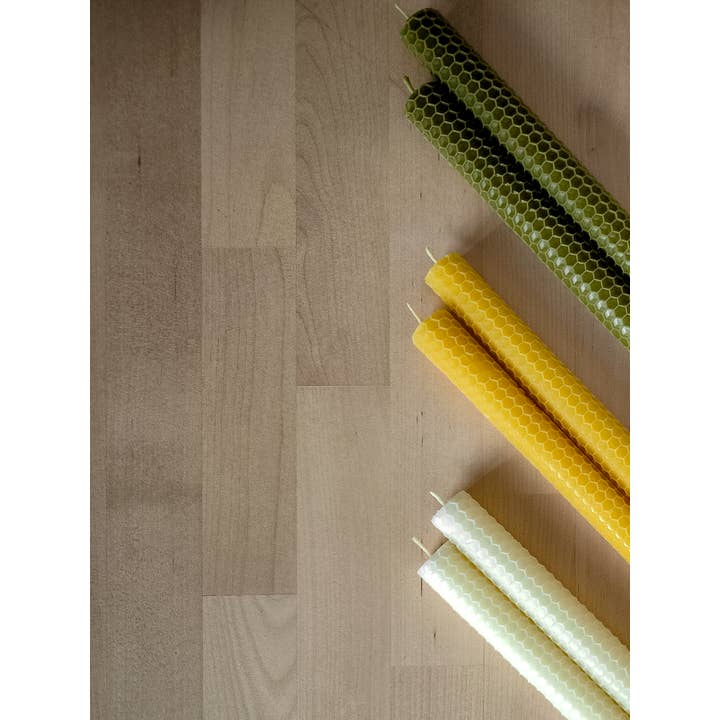 korys - Wholesale Tapered Candle/Candlestick - Honeycomb rolled beeswax taper candles