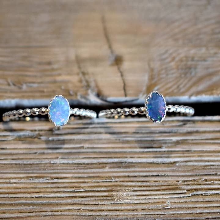 A Wild Violet – Großhandel Einzelstein-/Solitär-Ring – Australischer Opalring2