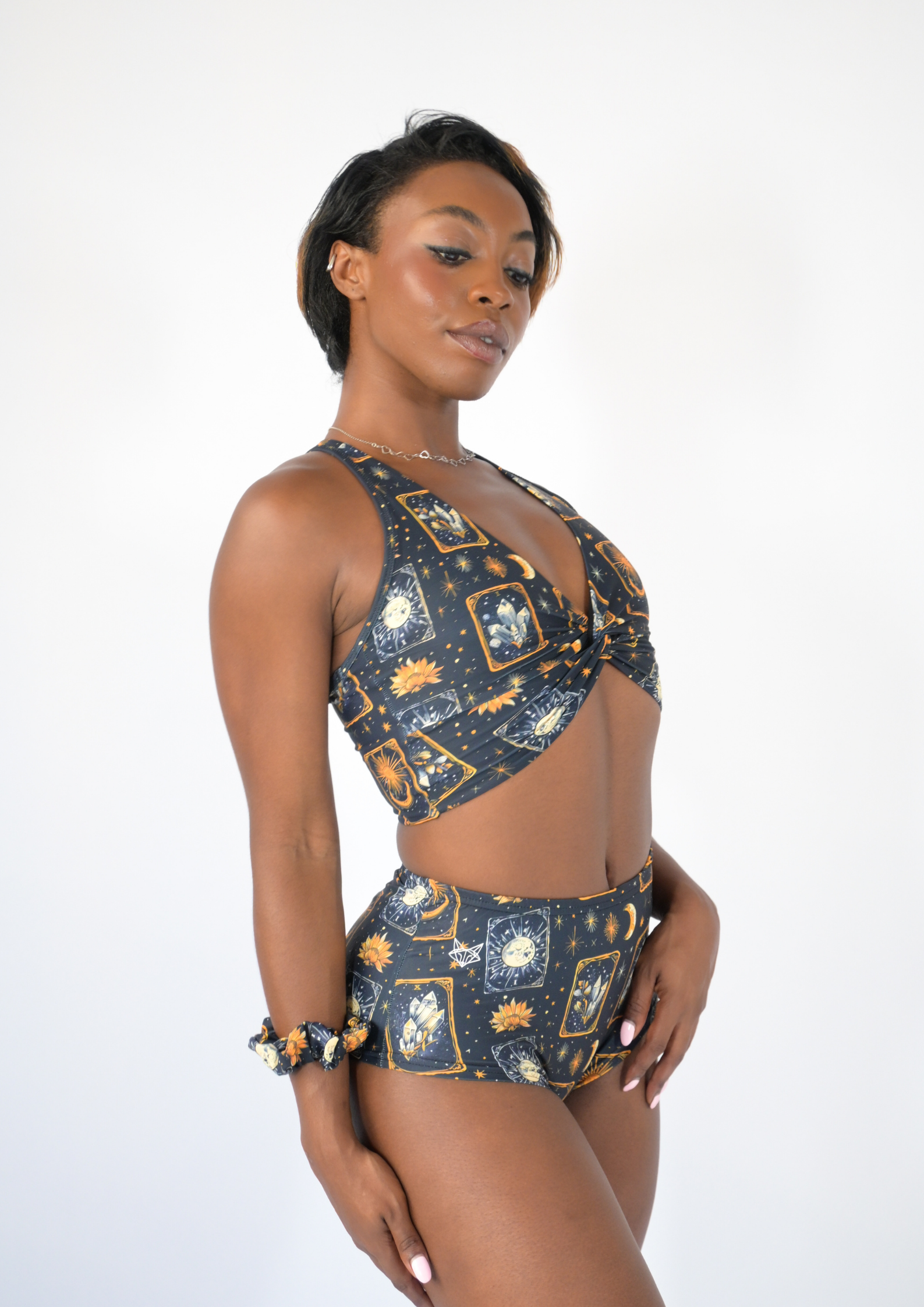 Vixn - Wholesale Athletic Shorts - Women's - Celestial Tarot Billie Pole Shorts1