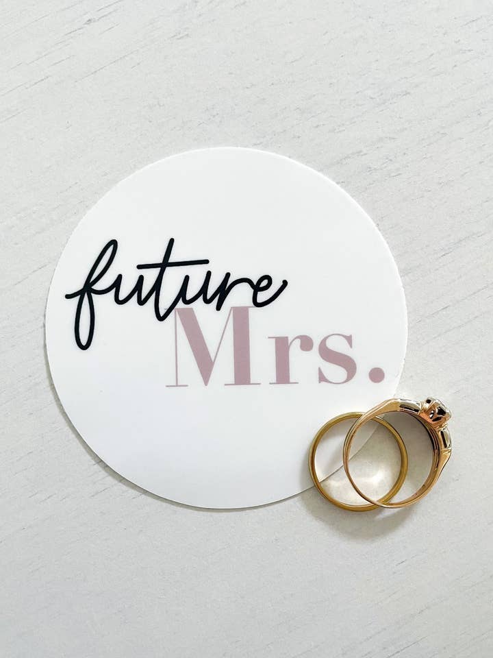 Autocollant Future Mrs. - Bride pour la vente par Alyse Yvonne Designs