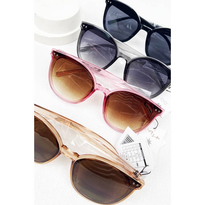 MIX COLOR Julie Fashion Shades Sunglasses for wholesale on Faire