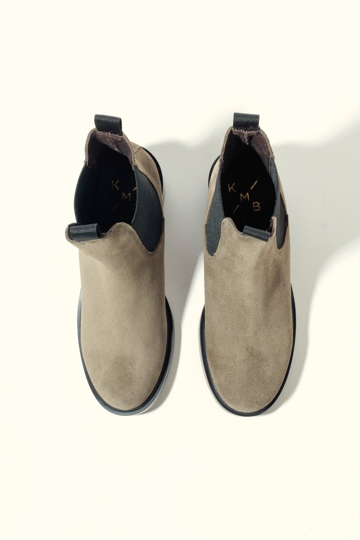 KMB Shoes - Wholesale Booties - Women's - INMA NUTRIA TAUPE – Ankle Boots with Elastic Inserts and Block Heel1