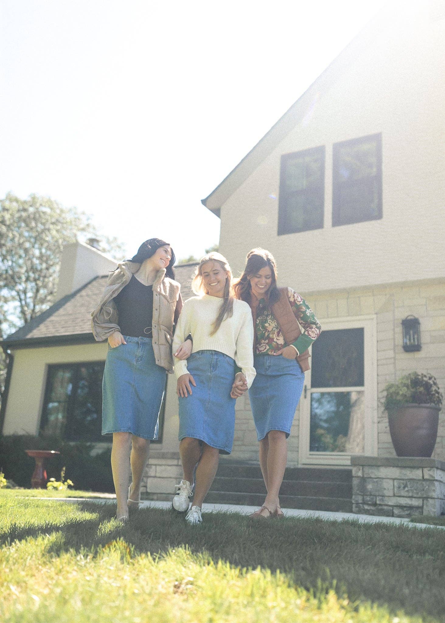 Inherit Clothing Company - Wholesale Skirt - Women's - Remi Denim Classic Wash Midi Skirt14