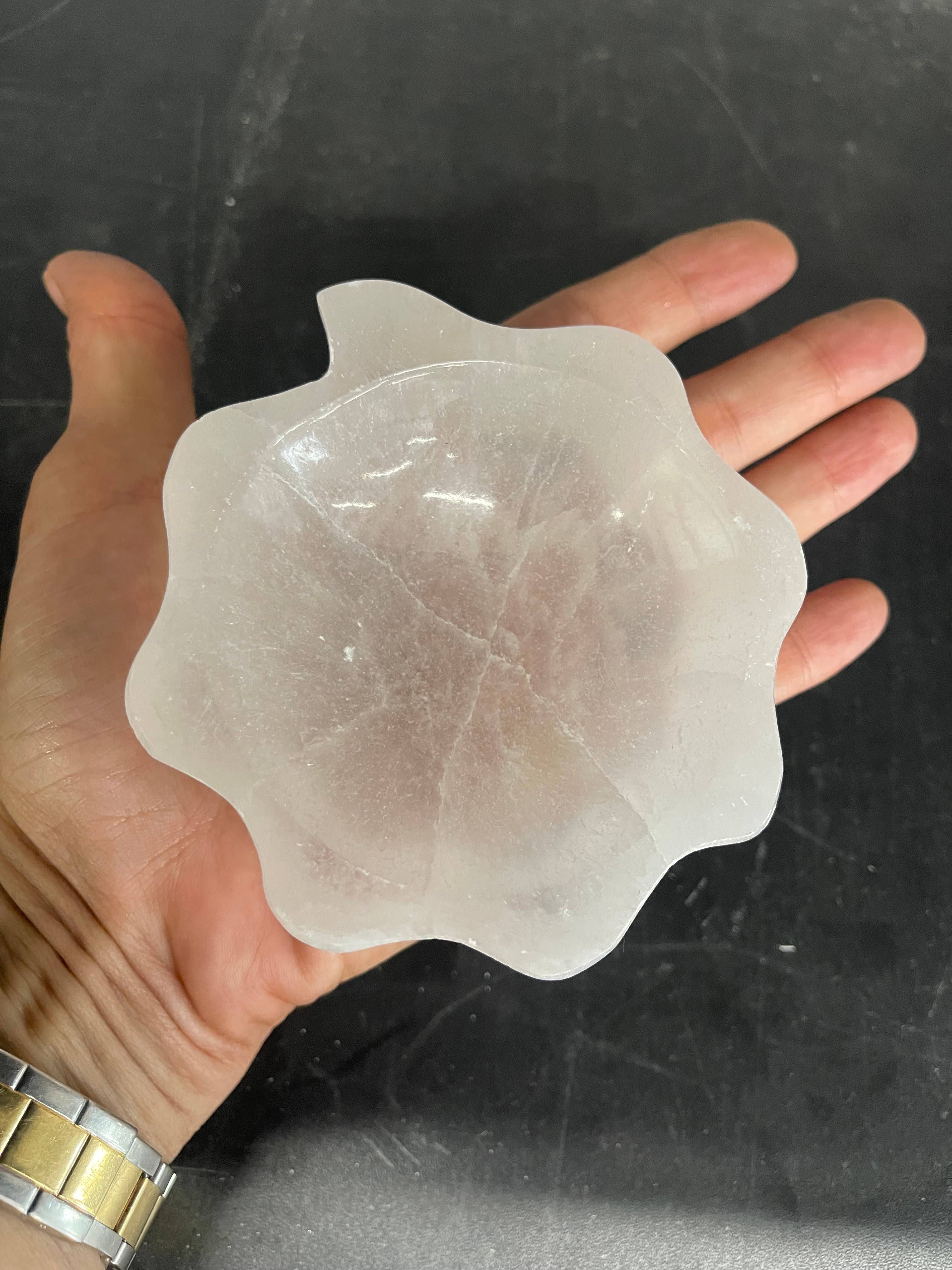 Casablanca Exports - Wholesale Decorative Plate/Dish/Bowl - 10cm Selenite Sun Bowl 1