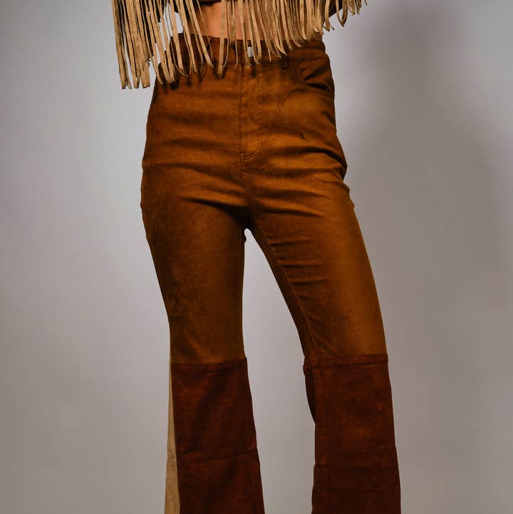 BEIGE CAMEL 22497P - Pantalon à bas évasé en daim ColorBlock en vente sur Faire