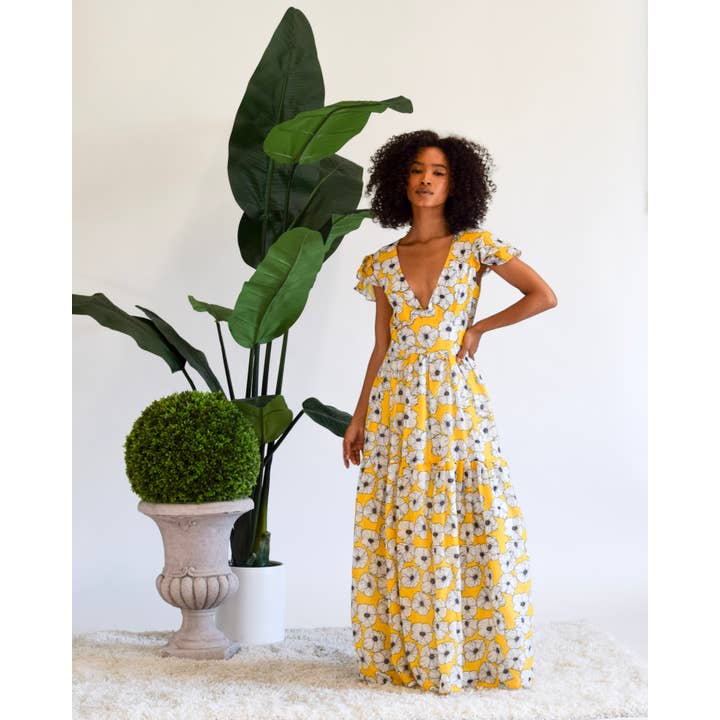 Robe longue col V pour la vente par Never a Wallflowe