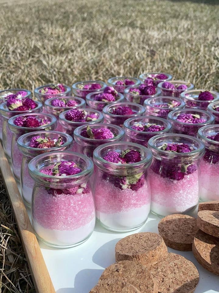 Lembrancinhas artesanais de sais de banho rosa para chá de bebê por atacado de Bordian Bath salts