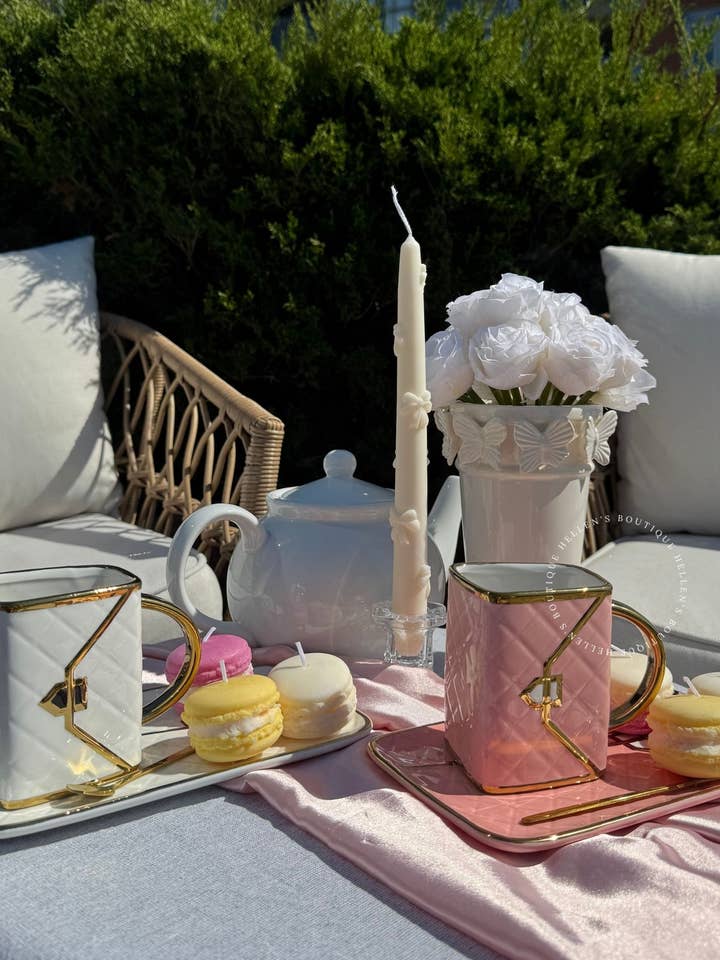 Coffret Cadeau Premium - Blanc Éblouissant pour la vente par Hellen’s Boutique