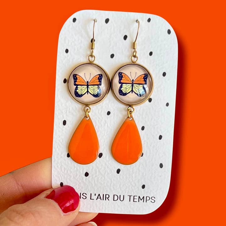 ORANGE butterfly DANGLE EARRINGS, gold or silver finish for wholesale by Dans l'Air du Temps Bijoux