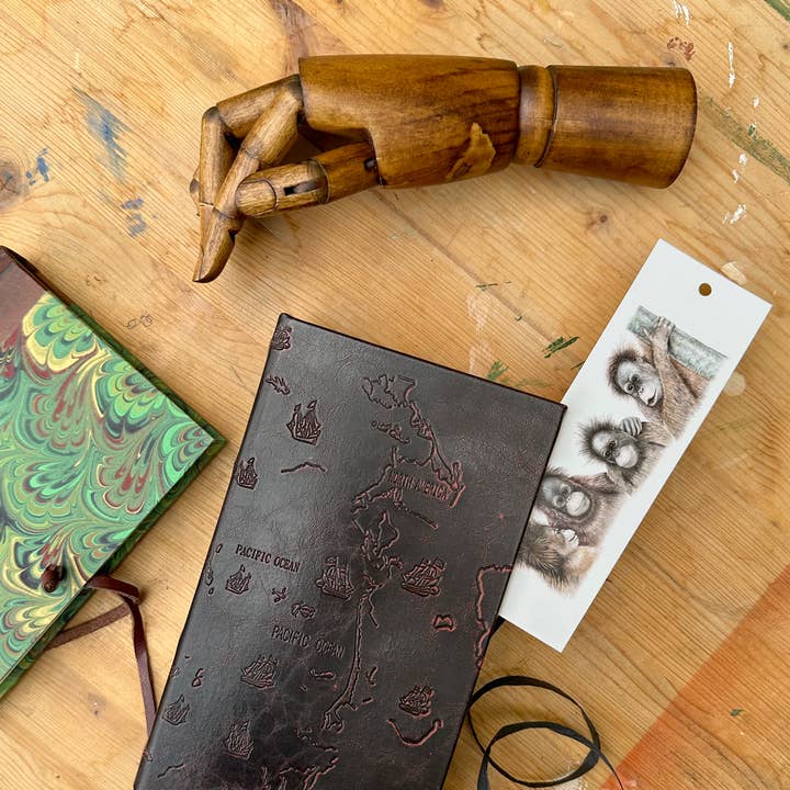 Charlotte Nicolin - Wholesale Bookmark - Girlfriends - Orangutan Bookmark1