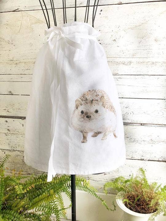 Tablier de café en lin français Hedgehog pour la vente par Studio on Tenth