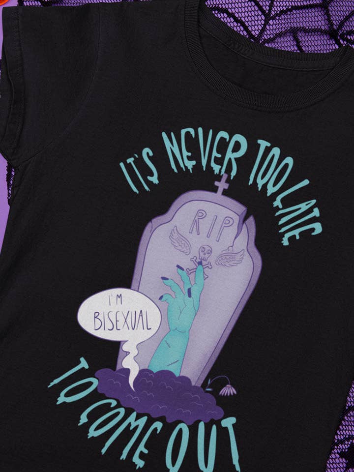 Chiaralascura - Wholesale Screen Printed T-Shirt - Unisex - Never too late - T-shirt unisex bio