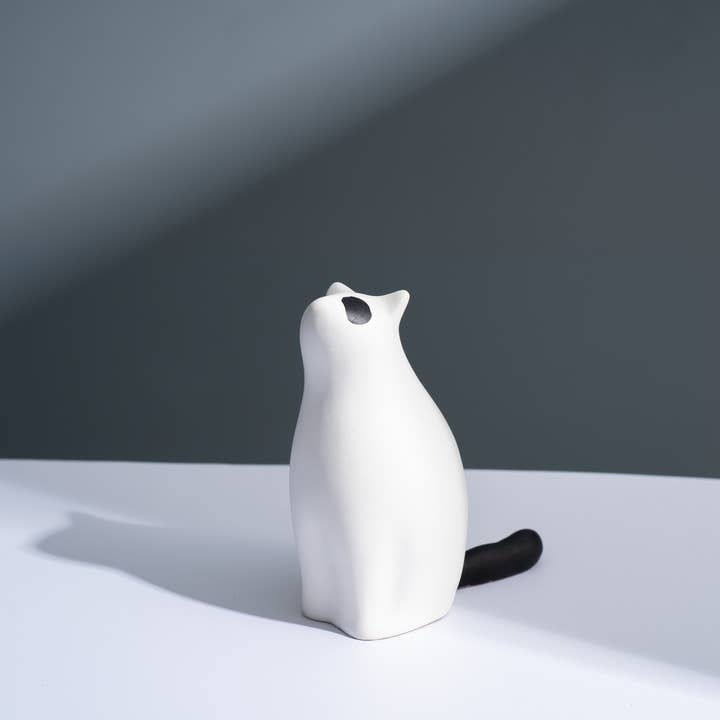 huemabe – wholesale Decorative figurine – Nordic Modern Minimalist Resin Cat Ornaments