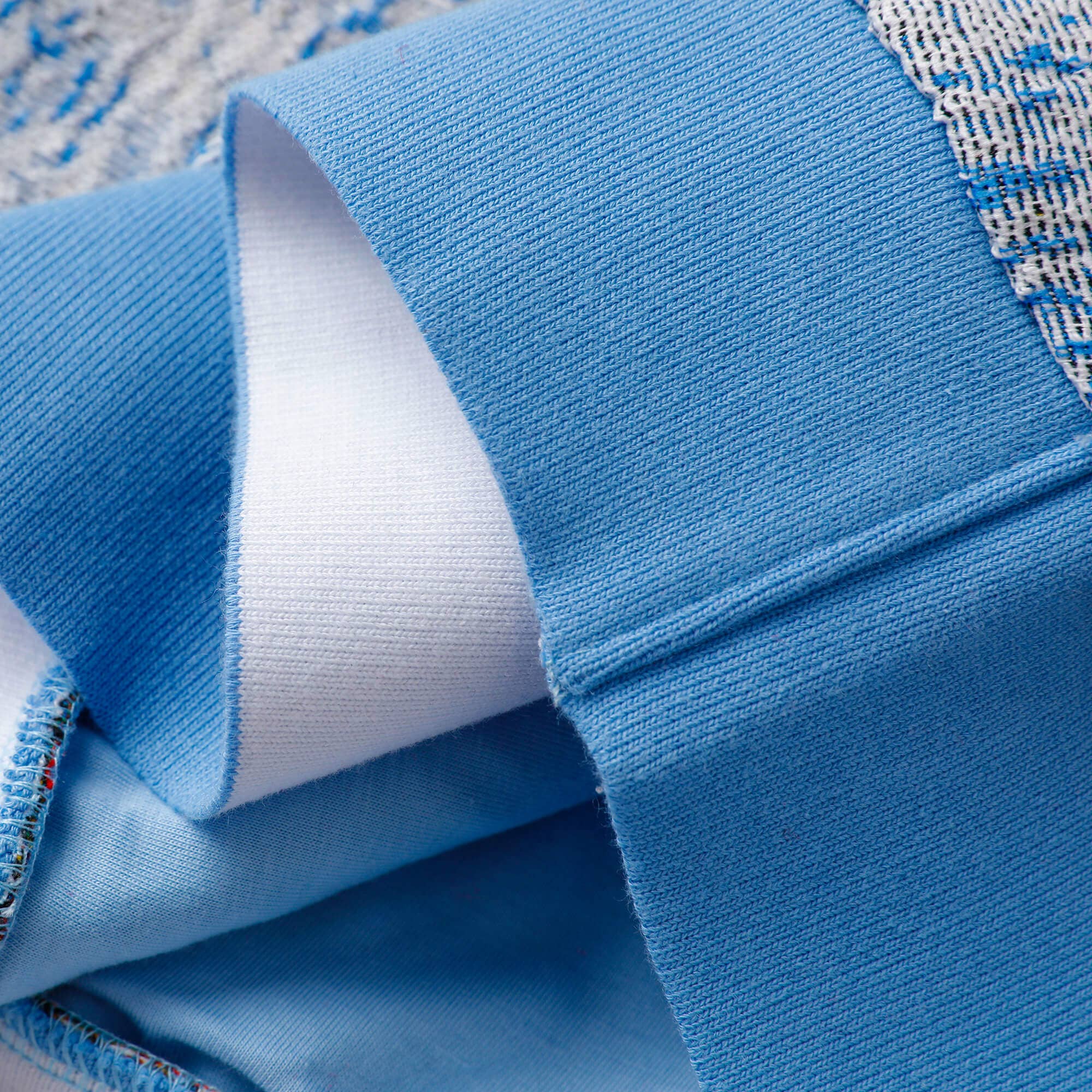 VERYRARE – Großhandel Hoodie – Herren – Heaven – Design von Raf Reyes mit Dualitätsmotiv7