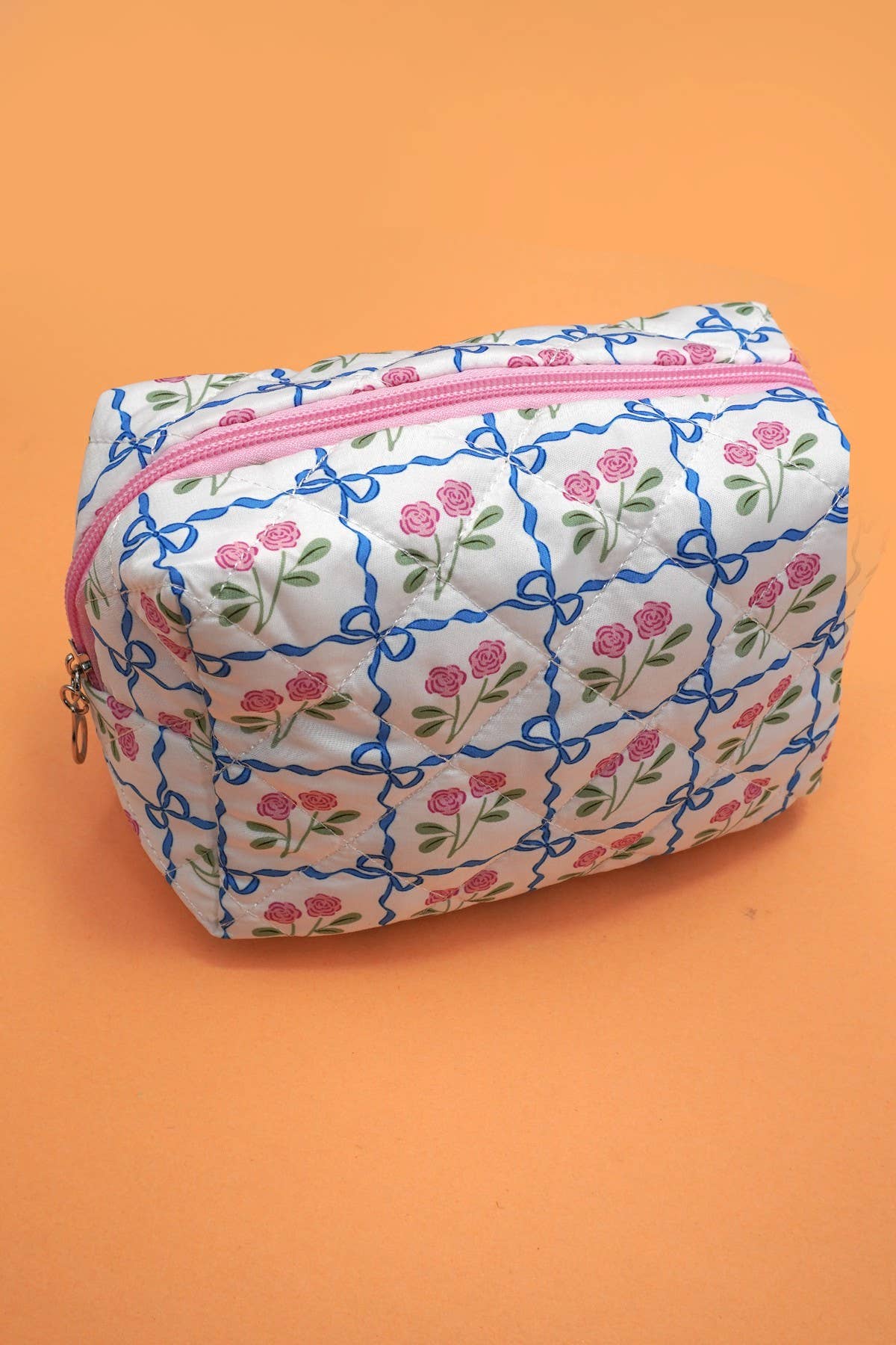 JOSSLYN by wall to wall - Wholesale Makeup/Cosmetic Bag - FLORAL TOILE PATTERN MAKEUP COSMETIC POUCH BAG | 40P5624