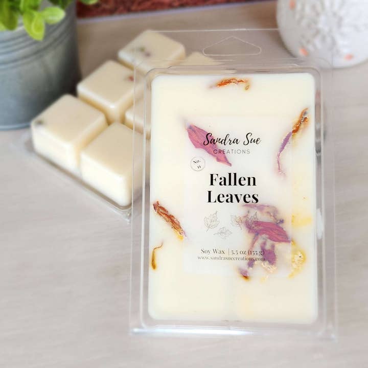 Cera di Soia Profumata Foglie Cadute, 5,5 oz | Formato Extra Large per la vendita all'ingrosso da parte di Sandra Sue Creations LLC