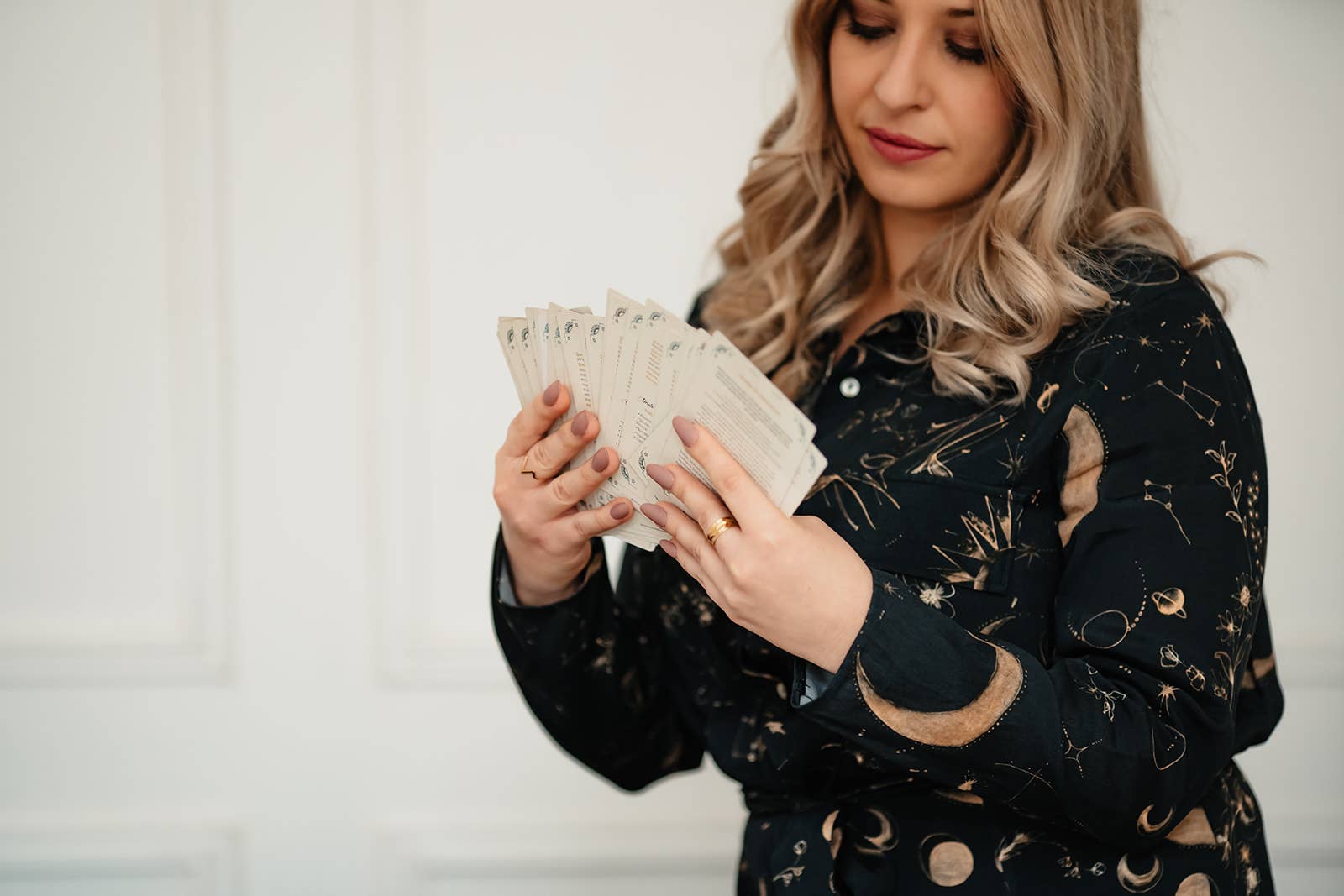 Witches box - Wholesale Tarotkaarten - Het orakel van de runen1